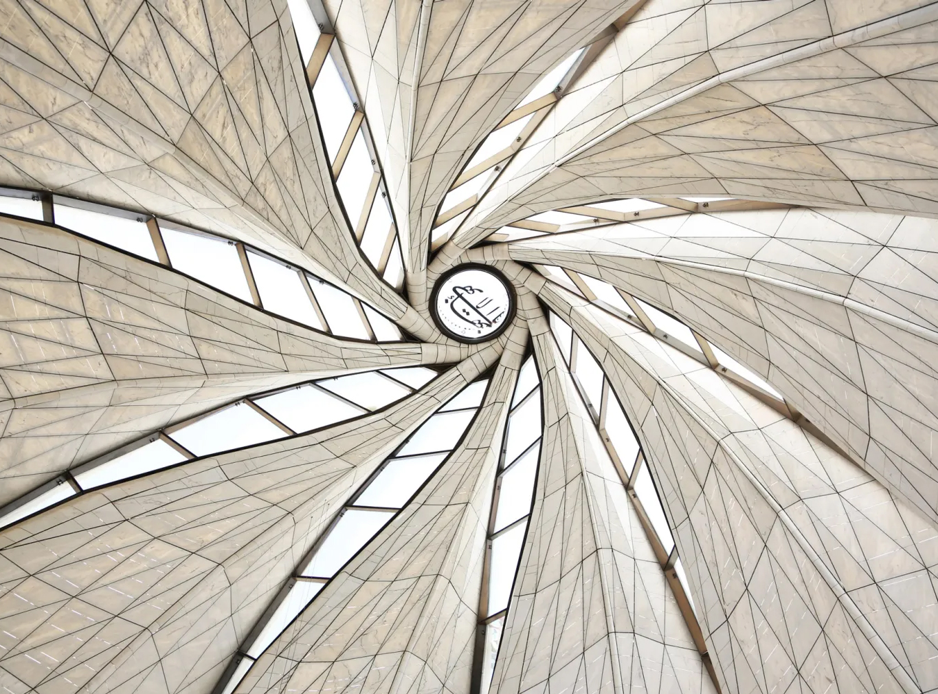 Svetlo v detailoch
termín: 1.7.2026 - 15.8.2026 - Svet objektívom 2026